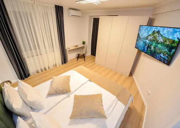 Libra - Two Bedrooms - 5 Guests - Next To Cismigiu Gardens Lejlighed *