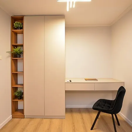 Libra - Two Bedrooms - 5 Guests - Next To Cismigiu Gardens